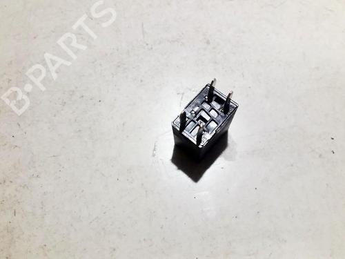 Electronic sensor KIA CARNIVAL I (UP, FL) 2.9 TDi | BP38583208M84 - Image 2
