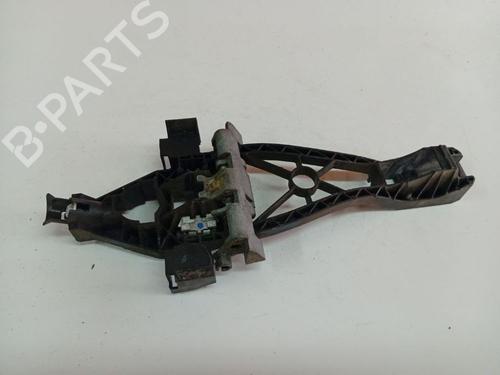 Used Front right exterior door handle Front right exterior door handle 38975563 38975563