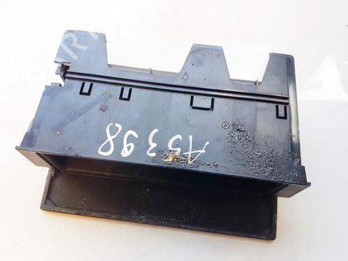 Used Glove box Glove box MERCEDES-BENZ E-CLASS (W210) E 320 CDI (210.026) (197 hp) 35862469 35862469