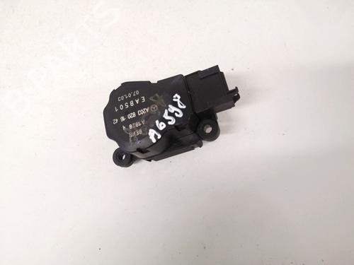 Used Electronic module Electronic module MERCEDES-BENZ C-CLASS (W203) C 200 CDI (203.004) (116 hp) 32890565 32890565