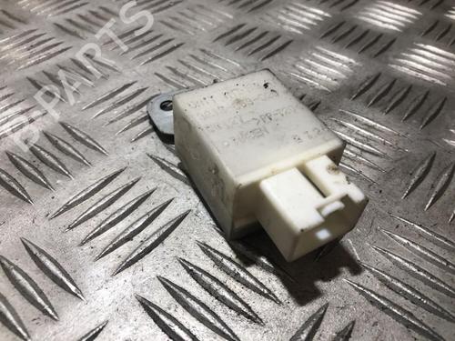 Used Electronic module Electronic module MAZDA 6 Hatchback (GG) 2.0 DI (GG14) (121 hp) 33499841 33499841