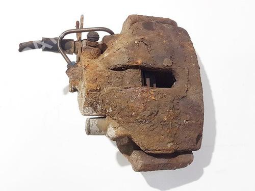 Used Right front brake caliper Right front brake caliper AUDI A4 B5 (8D2) 1.9 TDI (110 hp) 35520773 35520773