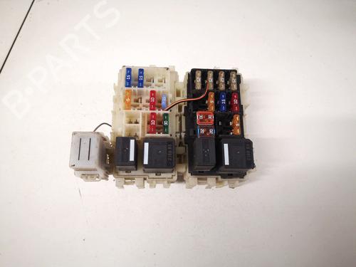 fuse-box-ford-galaxy-ii-wa6-2006-2007-2008-2009-2010-2011-2012-2013-2014-2015-32891656 main image
