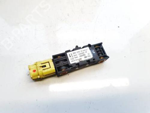 Used Electronic module Electronic module MERCEDES-BENZ E-CLASS (W212) E 200 CDI / BlueTEC (212.005, 212.006) (136 hp) 36518229 36518229