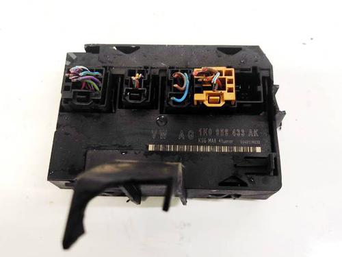Used Electronic module Electronic module SKODA OCTAVIA II (1Z3) 2.0 TDI (140 hp) 35320132 35320132