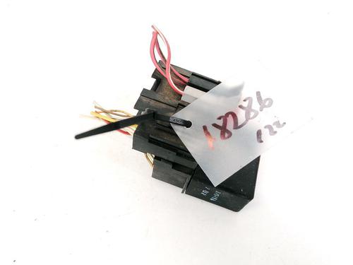 Used Fuse box Fuse box SEAT ALHAMBRA (7V8, 7V9) 1.9 TDI (90 hp) 32913719 32913719