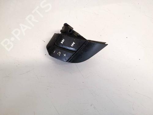 Used Steering wheel controls Steering wheel controls 35062680 35062680