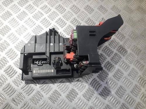 Used Fuse box Fuse box AUDI A8 D3 (4E2, 4E8) 4.0 TDI quattro (275 hp) 33504176 33504176