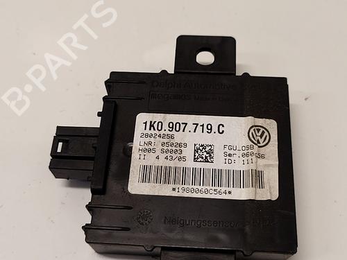 Used Electronic module Electronic module VW PASSAT B6 (3C2) 2.0 TDI (140 hp) 36688536 36688536