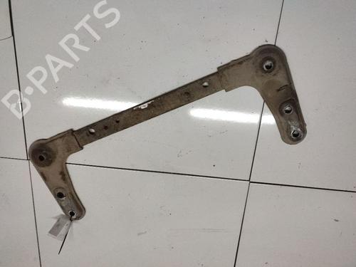 Used Support Support RENAULT SCÉNIC II (JM0/1_) 1.5 dCi (JM0F) (82 hp) 32559152 32559152