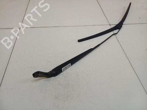 Used Front windshield wiper arm Front windshield wiper arm 36896397 36896397