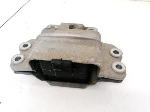 Used Engine mount Engine mount AUDI A3 (8P1) 2.0 FSI (150 hp) 32915561 32915561