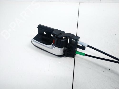 Used Front right interior door handle Front right interior door handle 35587447 35587447