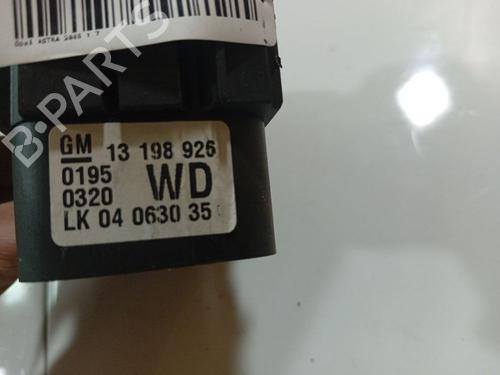 Switch OPEL ASTRA H (A04) 1.7 CDTI (L48) | BP34914932I30 - Image 4