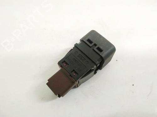 Used Switch Switch PEUGEOT 107 (PM_, PN_) 1.0 (68 hp) 32895868 32895868