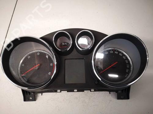 Used Instrument cluster Instrument cluster OPEL INSIGNIA A (G09) 2.0 CDTI (68) (131 hp) 36379867 36379867