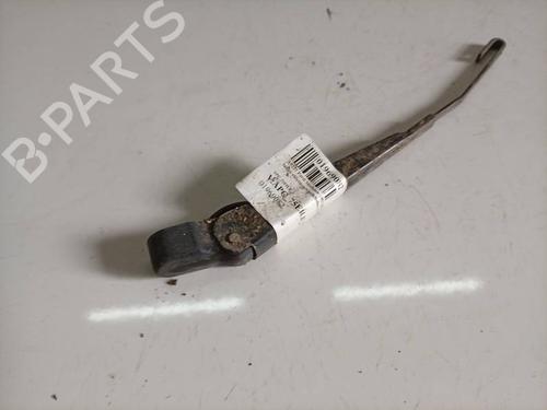 Used Rear windshield wiper arm Rear windshield wiper arm 39182677 39182677