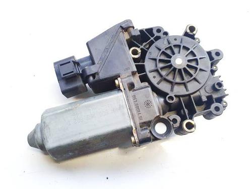 Right front window motor VW PASSAT B7 (362) 1.6 TDI | BP34885931E20 - Image 2