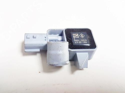 Used Electronic module Electronic module RENAULT MEGANE III Hatchback (BZ0/1_, B3_) 1.5 dCi (106 hp) 33103370 33103370