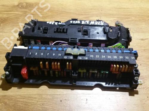 Used Fuse box Fuse box BMW 3 (E46) 318 i (143 hp) 33481351 33481351