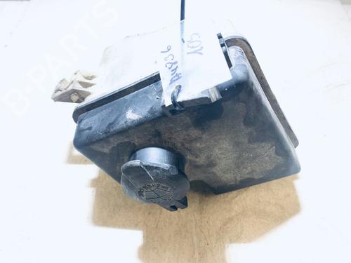 Used Windscreen washer tank Windscreen washer tank HYUNDAI GETZ (TB) 1.3 (85 hp) 35877105 35877105