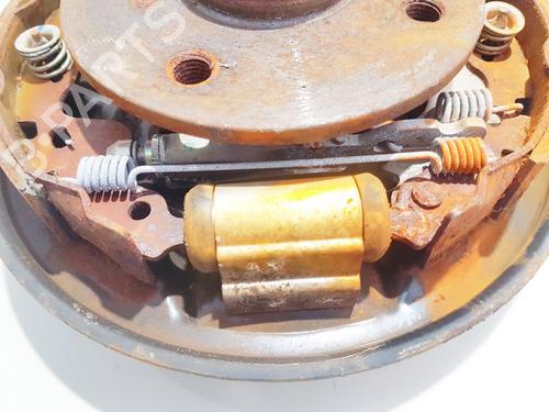 hand-brake-toyota-aygo-_b1_-2005-2006-2007-2008-2009-2010-2011-2012-2013-2014-35608334 main image