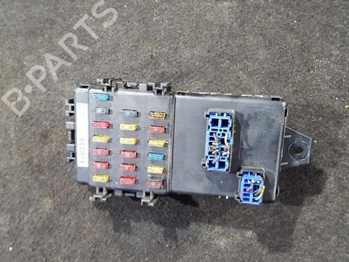 fuse-box-kia-carnival-i-up-fl-1998-1999-2000-2001-38572420 main image