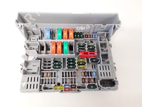 fuse-box-bmw-3-e90-2004-2005-2006-2007-2008-2009-2010-2011-2012-33065825 main image