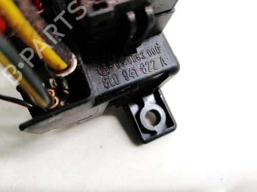 Fuse box AUDI A6 C5 (4B2, 4B4) 2.7 T | BP33082053E1 - Image 3