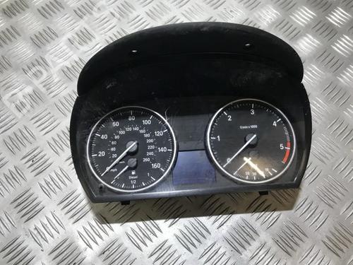 Used Instrument cluster Instrument cluster BMW 3 (E90) 318 i (143 hp) 35704114 35704114