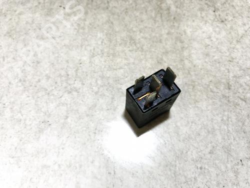 Electronic sensor FORD FOCUS I (DAW, DBW) 1.8 TDCi | BP33523254M84 - Image 2