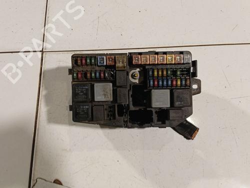 Fuse box JAGUAR X-TYPE I (X400) 2.1 V6 | BP33418697E1 - Image 2