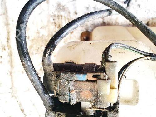 washer-pump-honda-fr-v-be-2004-35132001 main image