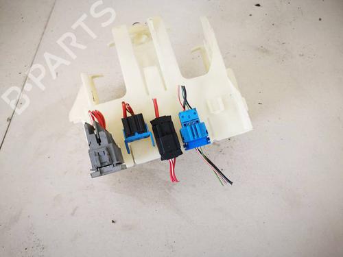 Used Support Support BMW 1 (E81) 120 d (163 hp) 32940883 32940883