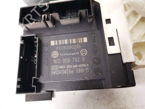 Right front window motor VW PASSAT B6 (3C2) 1.9 TDI | BP35368027E20 - Image 3