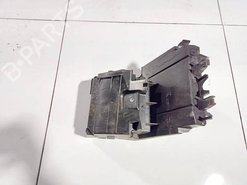 fuse-box-peugeot-307-3ac-2000-2001-2002-2003-2004-2005-2006-2007-2008-2009-2010-2011-2012-32963530 main image