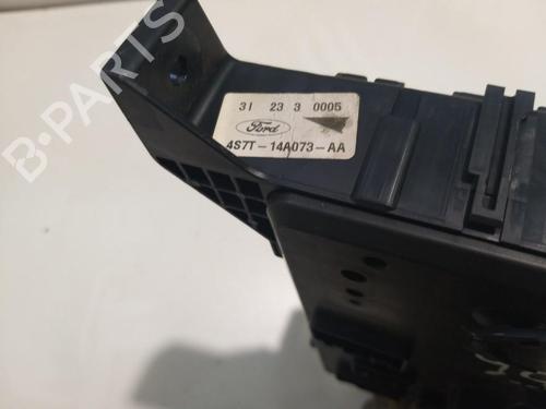 Fuse box FORD MONDEO III (B5Y) 2.0 16V DI / TDDi / TDCi | BP33510995E1 - Image 2