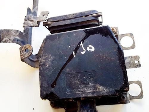 Used Electronic module Electronic module VW TOURAN (1T1, 1T2) 1.9 TDI (105 hp) 35858791 35858791