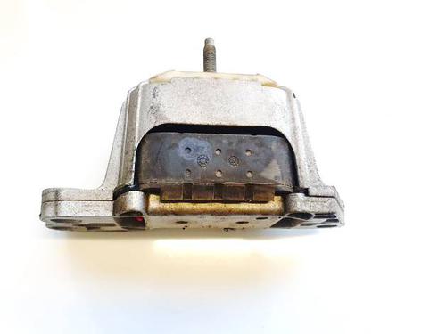 Used Engine mount Engine mount CITROËN C5 III (RD_) 2.0 HDi 140 (RDRHF8, RDRHFA, RDRHA8, RDRHAJ) (140 hp) 33971722 33971722