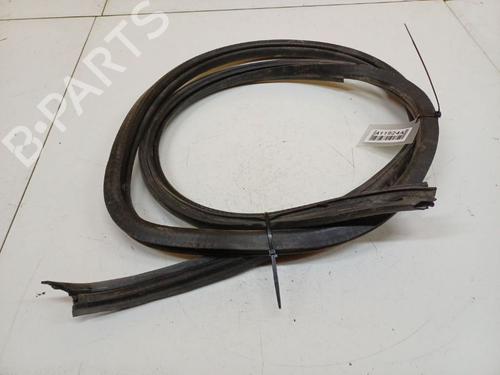 Used Rubber door seal Rubber door seal TOYOTA PREVIA II (_R3_) 2.0 D-4D (CLR30_, CLR30R) (116 hp) 39702065 39702065