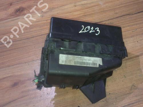 Used Fuse box Fuse box 33479352 33479352