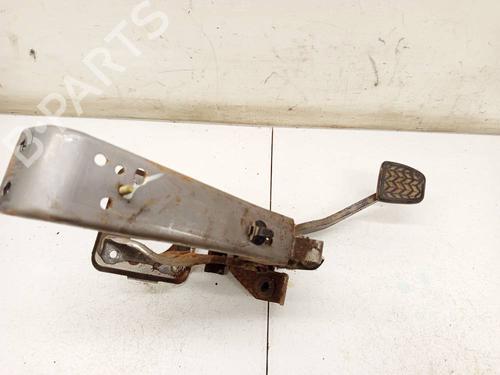 Pedal Pedal TOYOTA AVENSIS VERSO (_M2_) 2.0 D (CLM20_, CLM20R) (116 hp) 36689267 36689267