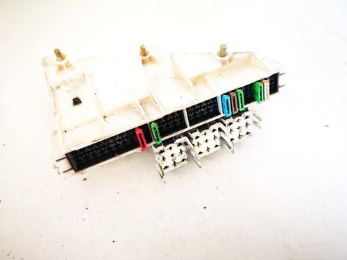 Used Fuse box Fuse box BMW 5 (E39) 525 tds (143 hp) 33075164 33075164
