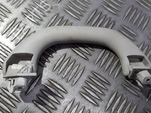 Used Interior roof handle Interior roof handle VW GOLF V (1K1) 1.9 TDI (105 hp) 35687013 35687013