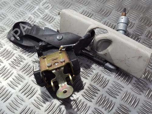 front-right-seatbelt-renault-laguna-ii-bg01_-2001-2002-2003-2004-2005-2006-2007-35667437 main image