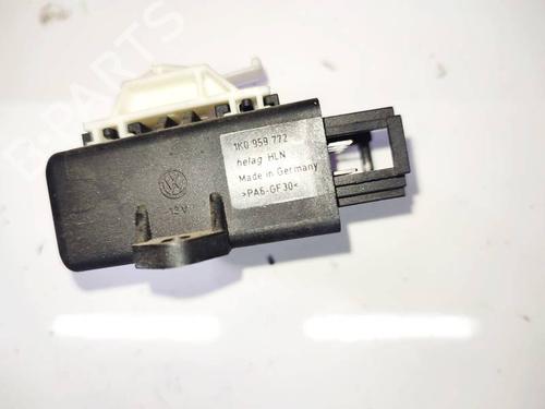 Electronic sensor VW GOLF V (1K1) 1.4 TSI | BP32576055M84 - Image 3