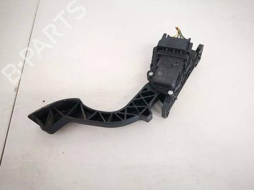Used Pedal Pedal VOLVO V50 (545) 2.0 D (136 hp) 35337168 35337168