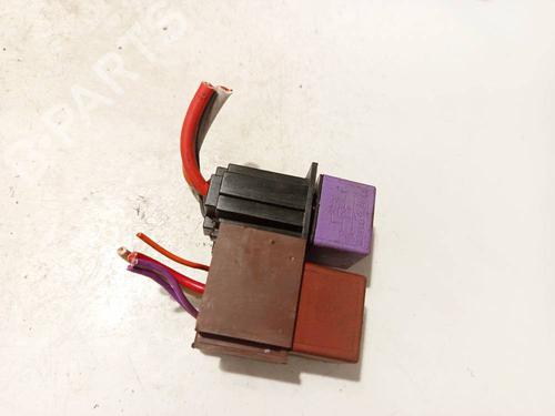 Used Fuse box RENAULT MASTER II Platform/Chassis (ED/HD/UD) 2.2 dCI 90 (ED0G, ED0N, HD0G, HD0N, HD1G, HD1N, UD0G,... (90 hp) 32551055