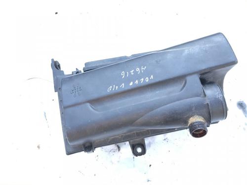 Used Air filter box Air filter box VOLVO V40 Estate (645) 1.9 TD (90 hp) 35605884 35605884