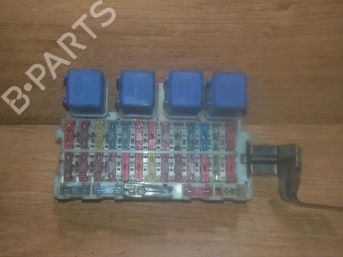 Used Fuse box Fuse box NISSAN SUNNY III Hatchback (N14) 2.0 D (75 hp) 33481663 33481663